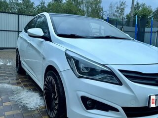 2016 Hyundai Solaris I Рестайлинг, белый, 1100000 рублей, вид 3