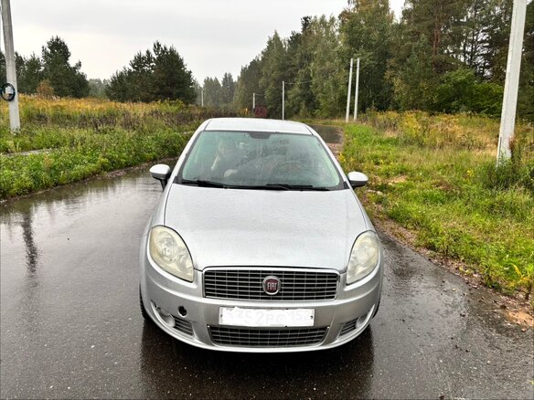 2011 Fiat Linea, серый, 350000 рублей
