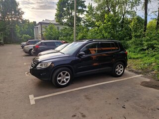 2011 Volkswagen Tiguan I, чёрный, 970000 рублей, вид 2