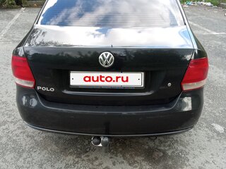 2013 Volkswagen Polo V, чёрный, 700000 рублей, вид 3