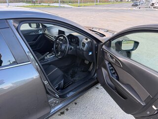 2018 Mazda Axela III Рестайлинг, серый, 1650000 рублей, вид 5