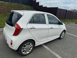 2011 Kia Picanto II, белый, 700000 рублей, вид 5