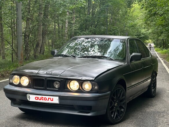 1990 BMW 5 серии 525i III (E34), чёрный
