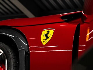 2025 Ferrari Purosangue, красный, 56000000 рублей, вид 4