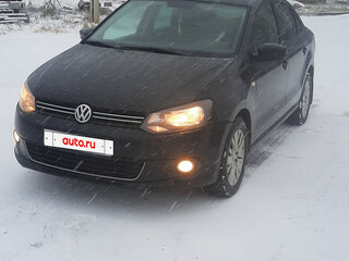 2014 Volkswagen Polo V, чёрный, 550000 рублей, вид 1