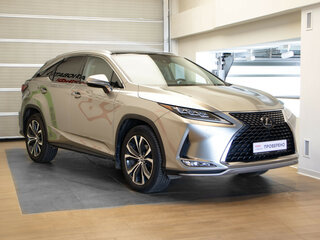 2021 Lexus RX 300 IV Рестайлинг, серебристый, 4600000 рублей, вид 3