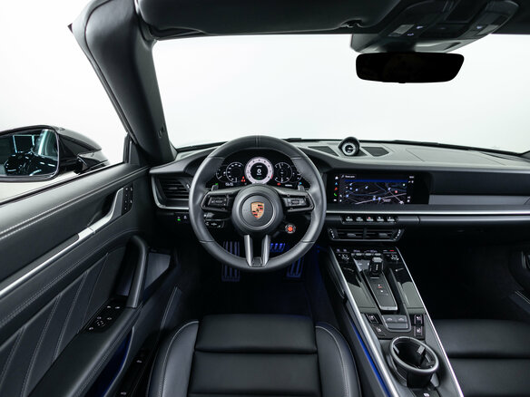 2025 Porsche 911 4 GTS VIII (992) Рестайлинг, чёрный - вид 18