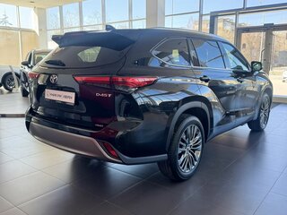 2026 Toyota Highlander IV (XU70), чёрный, 5649000 рублей, вид 4