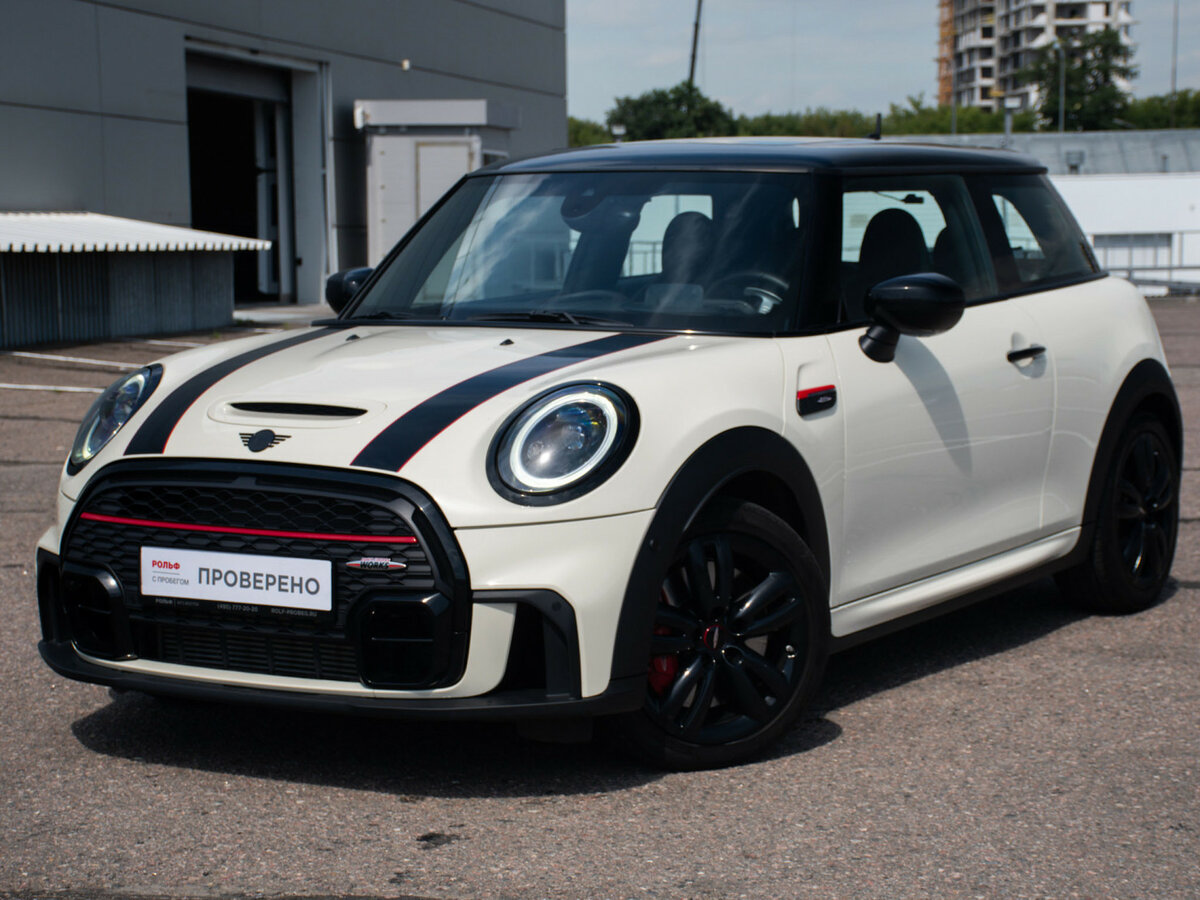 Открыть фотографии: Mini Hatch III (F55/F56) Рестайлинг 2