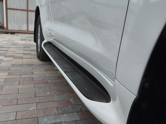 2008 Lexus LX 570 III, белый, 3150000 рублей - вид 9