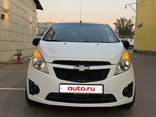 2011 Chevrolet Spark III, белый, 499999 рублей, вид 3