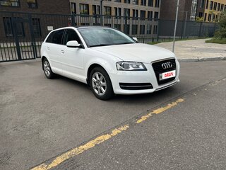 2011 Audi A3 II (8P) Рестайлинг 2, белый, 980000 рублей, вид 4