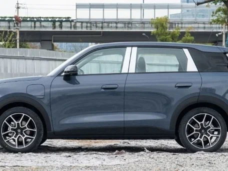 2026 Leapmotor A10 53 kWh, синий, 2350000 рублей, вид 3
