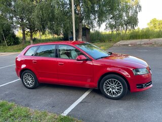 2011 Audi A3 II (8P) Рестайлинг 2, красный, 750000 рублей, вид 4