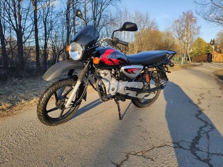 2022 Bajaj Boxer BM 125, чёрный, 110000 рублей, вид 1