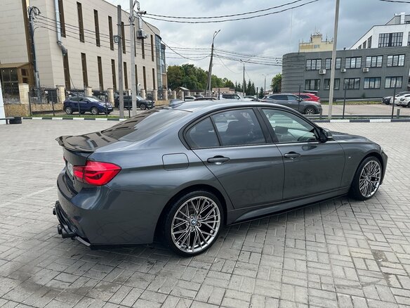 2017 BMW 3 серии 320i xDrive VI (F3x) Рестайлинг, серый, 2400000 рублей - вид 13