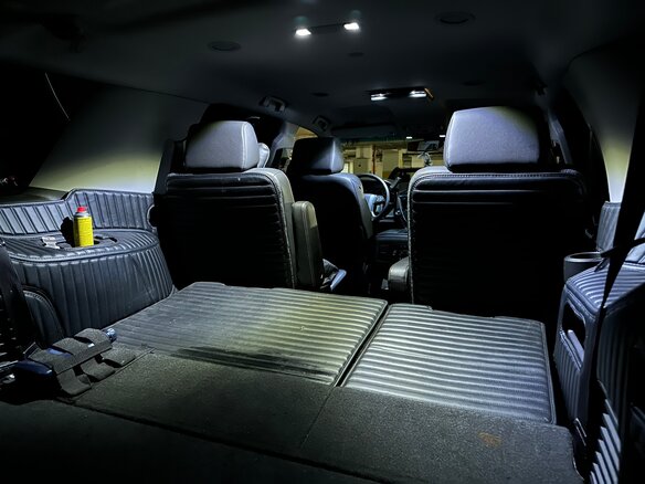 2015 Chevrolet Tahoe IV, чёрный, 3999000 рублей - вид 27