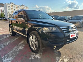 2005 Volkswagen Touareg I, чёрный, 1099000 рублей, вид 5