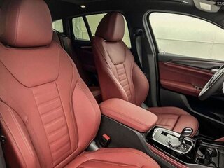 2025 BMW X4 30i II (G02) Рестайлинг, чёрный, 8260999 рублей, вид 4