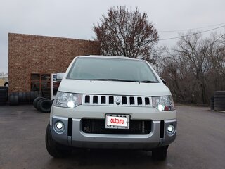 2009 Mitsubishi Delica D:5 I, белый, 1800000 рублей, вид 3