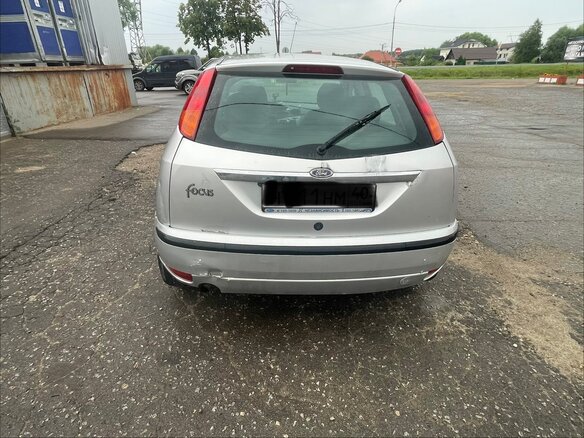 2004 Ford Focus I Рестайлинг, серебристый - вид 3