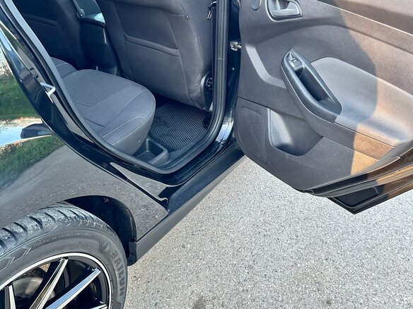 2011 Ford Focus III, чёрный, 900000 рублей - вид 32