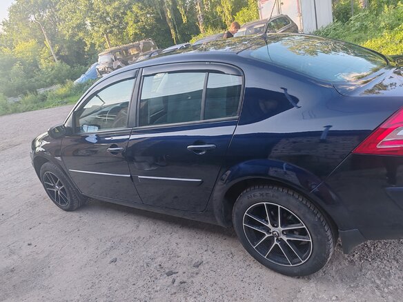 2008 Renault Megane II Рестайлинг, синий - вид 2