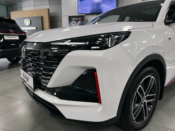 2025 Changan UNI-S I, белый, 3179900 рублей - вид 26