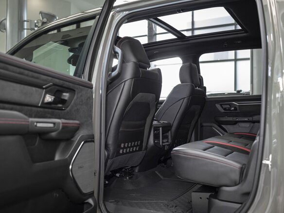 2025 Ram 1500 RHO V Рестайлинг, зелёный, 12953911 рублей - вид 13