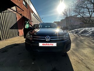 2014 Volkswagen Touareg II, чёрный, 2050000 рублей, вид 4