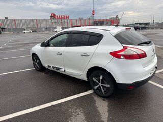 2011 Renault Megane III, белый, 580000 рублей, вид 5