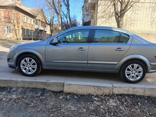 2010 Opel Astra H Рестайлинг, серый, 495000 рублей, вид 4