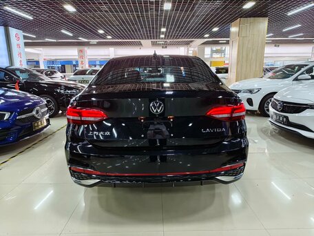 2025 Volkswagen Lavida III Рестайлинг, чёрный, 1590000 рублей, вид 4