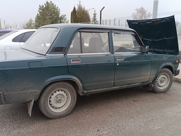 2005 Lada (ВАЗ) 2107, зелёный, 290000 рублей - вид 3