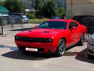 2019 Dodge Challenger III Рестайлинг 2, красный, 3590000 рублей, вид 5