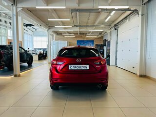 2019 Mazda Axela III Рестайлинг, красный, 1699000 рублей, вид 5