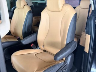 2021 Kia Carnival IV, чёрный, 3350000 рублей, вид 5