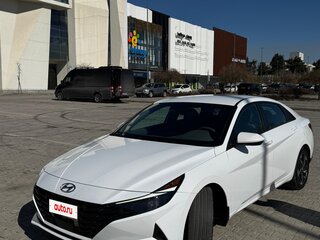 2023 Hyundai Elantra VII (CN7) Рестайлинг, белый, 1750000 рублей, вид 3