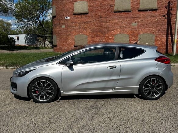 2015 Kia Ceed GT I Рестайлинг, серебристый, 1250000 рублей - вид 12