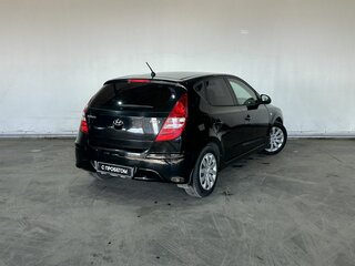 2011 Hyundai i30 I Рестайлинг, чёрный, 670000 рублей, вид 4