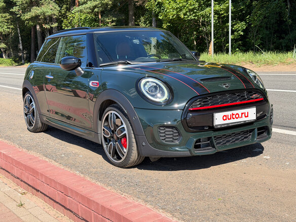 2020 Mini Hatch JCW III (F55/F56) Рестайлинг, зелёный, 3650000 рублей - вид 2