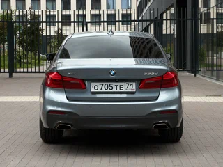 2018 BMW 5 серии 530d xDrive VII (G30/G31/G38), серый, 3699999 рублей, вид 4