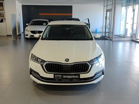 2021 Skoda Octavia IV (A8), белый, 2192000 рублей, вид 2