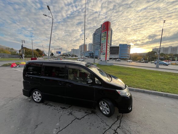 2008 Nissan Serena III (C25), чёрный - вид 8