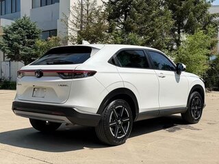 2023 Honda Vezel II, белый, 1894000 рублей, вид 5