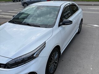 2022 Kia Cerato IV Рестайлинг, белый, 2450000 рублей, вид 3