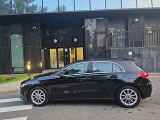 2018 Mercedes-Benz A-Класс 200 IV (W177), чёрный, 2550000 рублей, вид 5