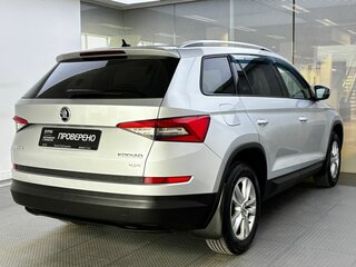 2018 Skoda Kodiaq I, серебристый, 1800000 рублей, вид 5