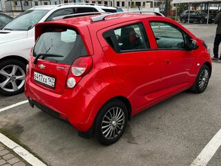 2021 Chevrolet Spark III (M300) Рестайлинг, красный, 1200000 рублей, вид 3