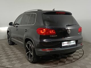 2011 Volkswagen Tiguan I Рестайлинг, чёрный, 1280000 рублей, вид 5